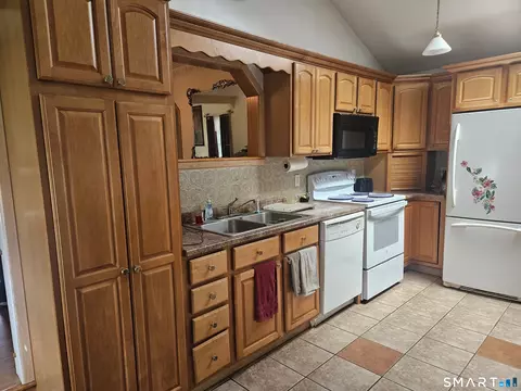 Kitchen - 385 Fall Mountain Rd, Bristol, CT 06010 photo 3 of 3