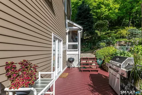 Exterior - 91 Muller Rd, Kent, CT 06757 photo 6 of 21