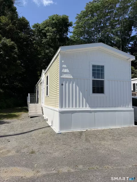 435 High St # 33, Mystic, CT 06355
