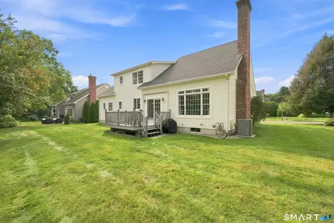 Exterior - 4 Charles Ct #4, Suffield, CT 06078 photo 7 of 8