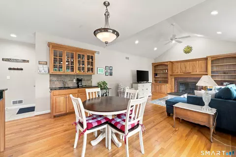 Other - 4 Charles Ct #4, Suffield, CT 06078 photo 1 of 7