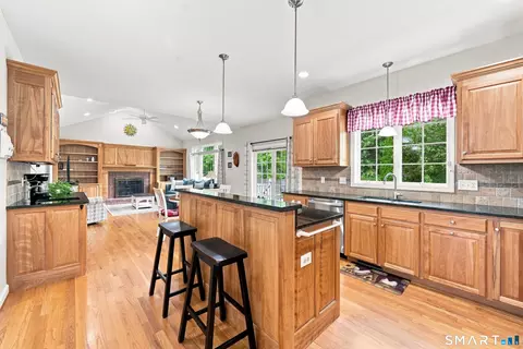 Kitchen - 4 Charles Ct #4, Suffield, CT 06078 photo 1 of 3