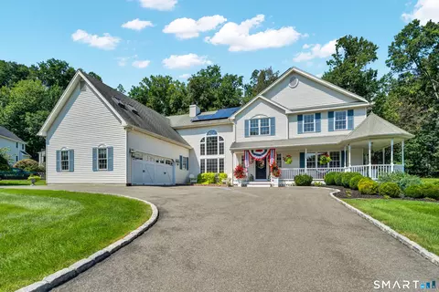 36 Shadows End Ln, Milford, CT 06460
