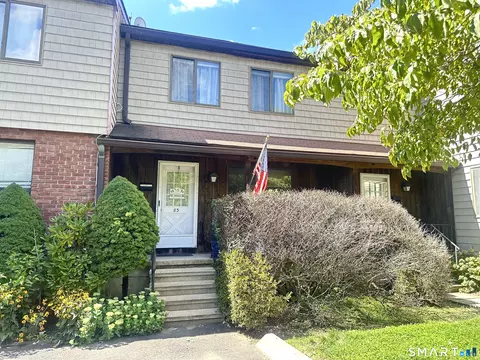 83 Van Buskirk Ave, Stamford, CT 06902