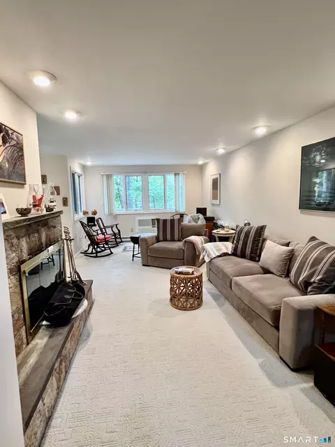 Living - 287 Cliffside Dr, Torrington, CT 06790 photo 4 of 4