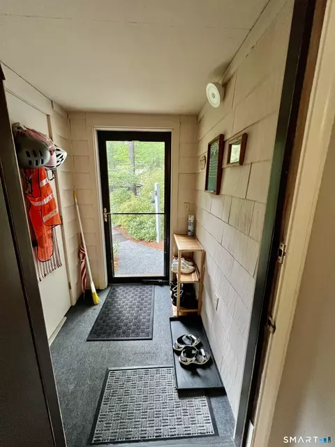 Entry Way - 287 Cliffside Dr, Torrington, CT 06790 photo 2 of 2