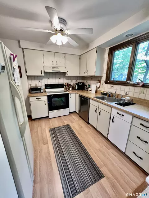 Kitchen - 287 Cliffside Dr, Torrington, CT 06790 photo 1 of 4