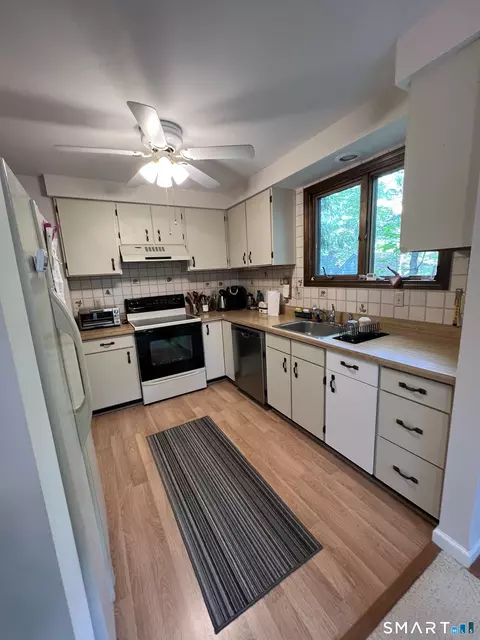 Kitchen - 287 Cliffside Dr, Torrington, CT 06790 photo 4 of 4