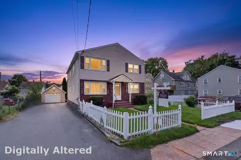 9-11 Goodwin Pl, East Hartford, CT 06108