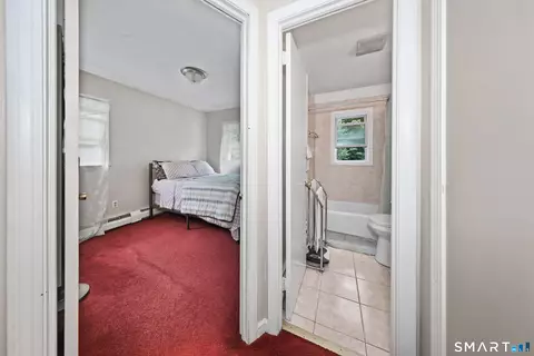 Entry Way - 45-47 Server St, Manchester, CT 06040 photo 4 of 5