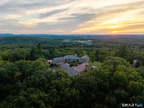 400 Dayton Rd, Glastonbury, CT 06073