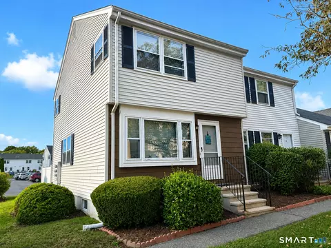 2 Persimmon Ln #2, Glastonbury, CT 06033