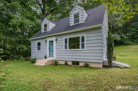 Exterior - 425 Lakeside Rd, Lakeside, CT 06758 photo 2 of 6