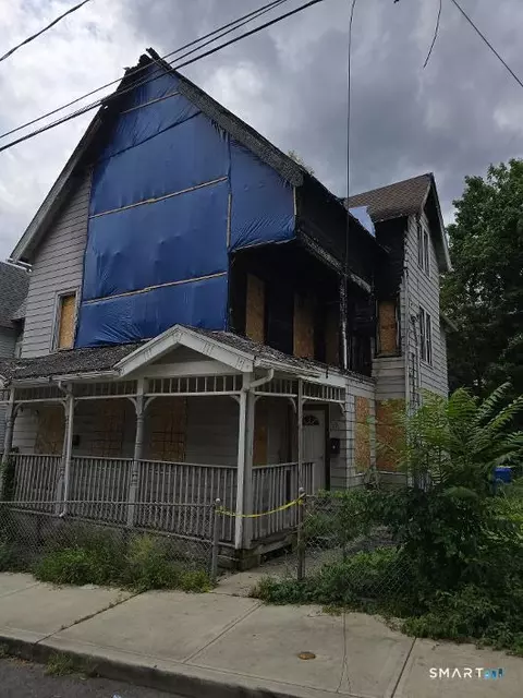 11 Pearl St, Waterbury, CT 06704