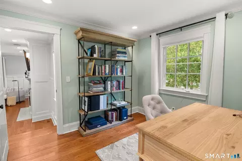 Entry Way - 1644 Boston Post Rd, Darien, CT 06820 photo 1 of 4