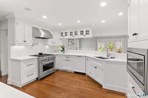 Kitchen - 1644 Boston Post Rd, Darien, CT 06820 photo 1 of 4