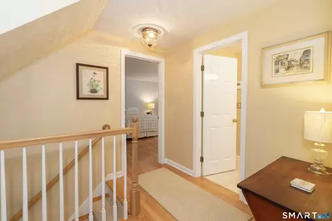 Entry Way - 450 County Rd, Madison, CT 06443 photo 2 of 2