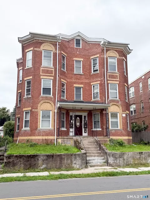 326 High St, New Britain, CT 06051