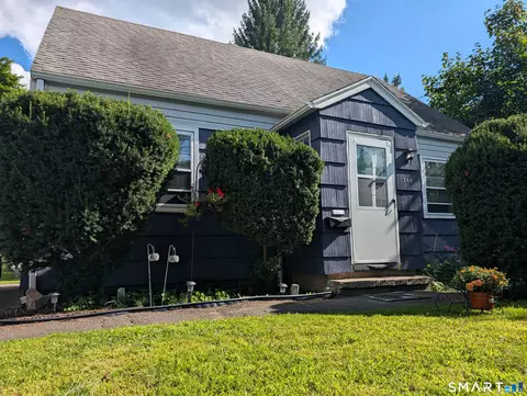 260 Frost Rd, Waterbury, CT 06705