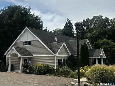 19 Cliff Rd, Ledyard, CT 06339 photo 3