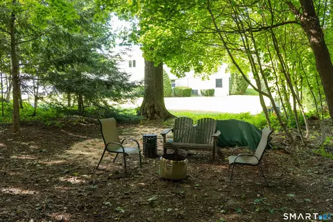 Exterior - 421 Como Ave, Waterbury, CT 06708 photo 7 of 8