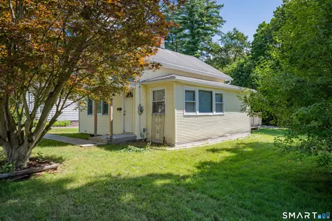 18 Union St, Terryville, CT 06786