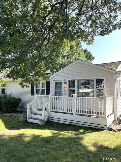 Exterior - 5 Portland St, New Haven, CT 06513 photo 2 of 5