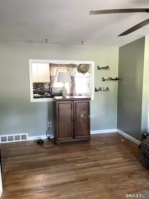 Living - 5 Portland St, New Haven, CT 06513 photo 2 of 2