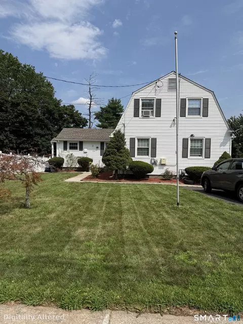 154 Overbrook Rd, West Hartford, CT 06107