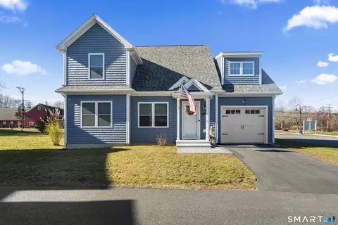 33 Ivy Hill Rd #33, Waterford, CT 06385