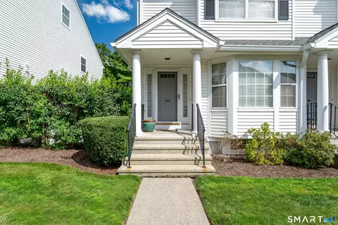180 Turn Of River Rd #11A, Stamford, CT 06905