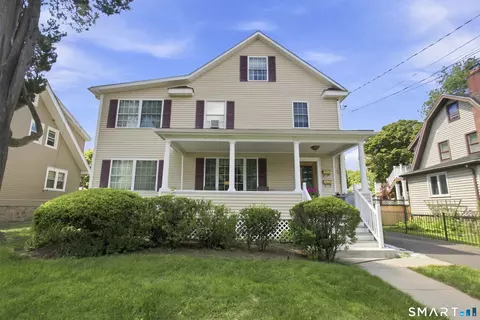 44 Elm Tree Pl, Stamford, CT 06906
