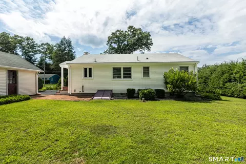 Exterior - 18 Laurel Ln, Windham, CT 06280 photo 2 of 3
