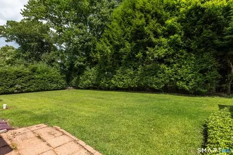 Exterior - 18 Laurel Ln, Windham, CT 06280 photo 3 of 3