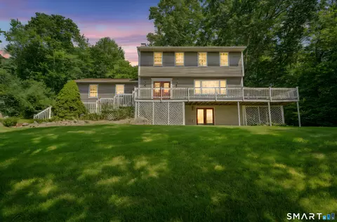241 Upper Pattagansett Rd, East Lyme, CT 06333
