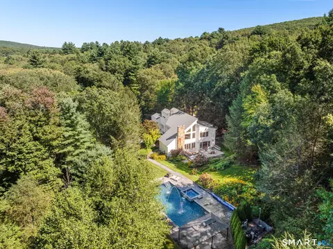 136 Shoddy Mill Rd, Glastonbury, CT 06033