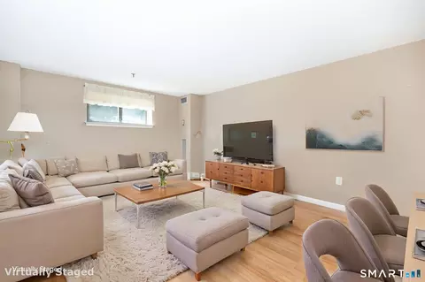 Living - 55 Putter Dr #55, Wallingford, CT 06492 photo 3 of 4