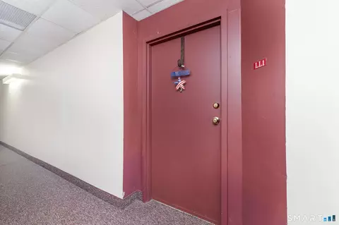 Entry Way - 55 Putter Dr #55, Wallingford, CT 06492 photo 1 of 3