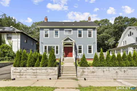 476 Norton Pkwy, New Haven, CT 06511