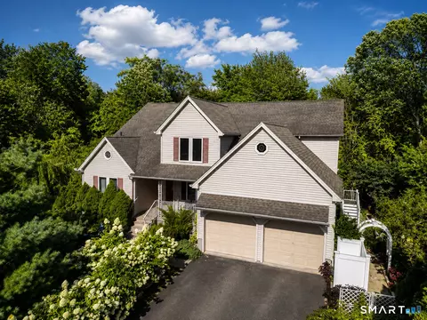 179 Sunnyslope Dr, New Britain, CT 06053