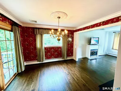 Dining - 6 Cherry Heights Ter, Sandy Hook, CT 06482 photo 2 of 3