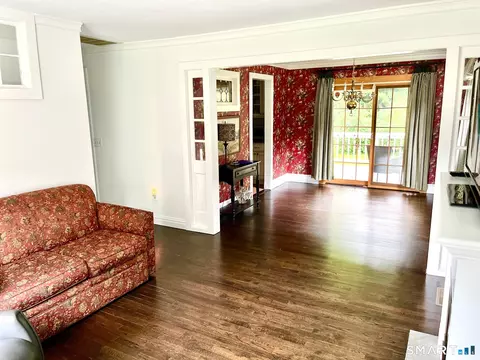 Living - 6 Cherry Heights Ter, Sandy Hook, CT 06482 photo 1 of 4
