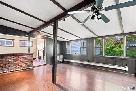 Living - 41 Ashland St, Willimantic, CT 06226 photo 5 of 6
