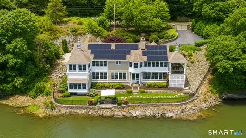 500 River Rd, Stratford, CT 06614