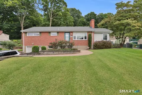 568 Old Main St, Rocky Hill, CT 06067