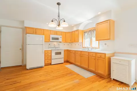 Kitchen - 350 Joyce Rd, Hamden, CT 06518 photo 5 of 5