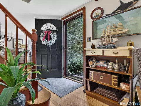 Entry Way - 41 Glen Grove Rd, Deep River, CT 06417 photo 2 of 2