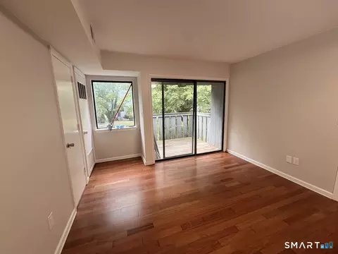 13 Cedar Ct #E, East Haven, CT 06513