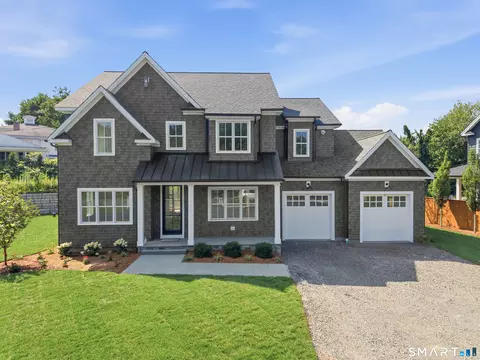 11 Old Farm Dr, West Hartford, CT 06107