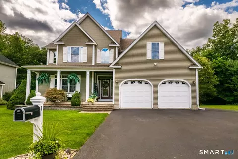 1 James Pl, Plainville, CT 06062